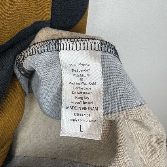 LuLaRoe Carly Striped Dress - Picture 4 of 4